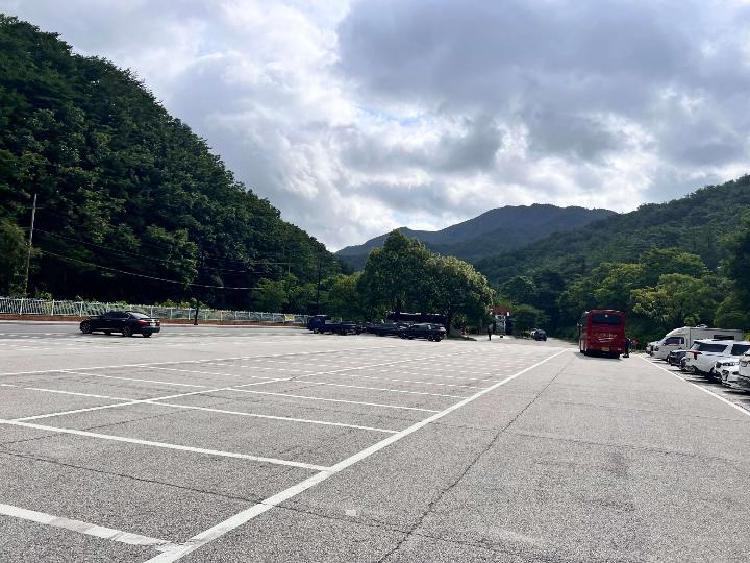 백운계곡 주차장, 진짜 무료일까? 여름 피서 전 꼭 알아야 할 꿀팁!