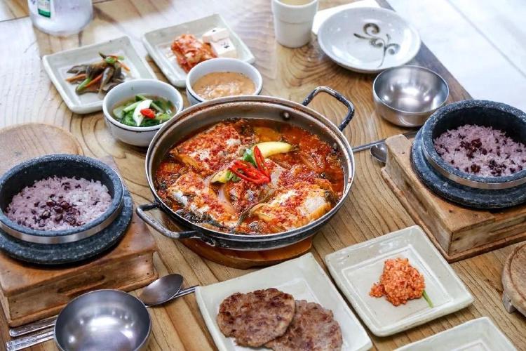 경주 토박이 맛집, 현지인만 아는 숨은 한 끼! 진짜 맛집 어디일까?