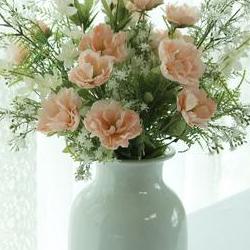 조화꽃다발 보관방법, 먼지 쌓인 꽃 5분만에 새것처럼?