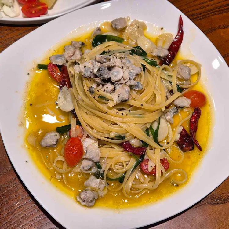 하동 벚꽃경양식 재첩파스타