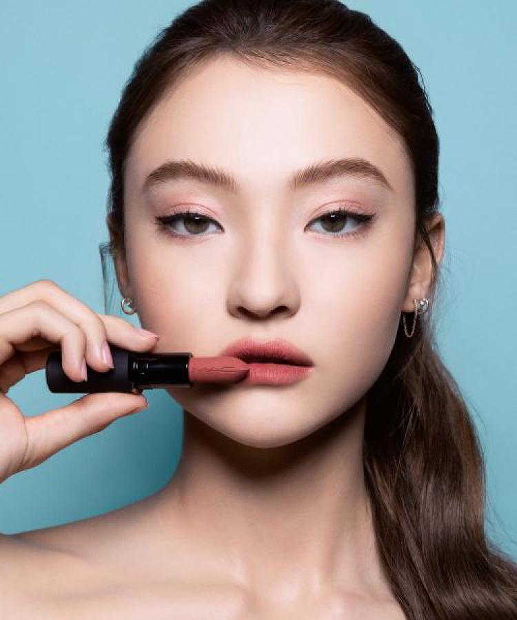 맥 립스틱 추천, 각질 없이 10시간 버티는 신상 매트의 비밀