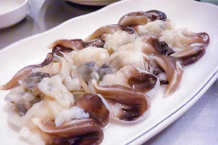 새조개 제철, 올해는 왜 이렇게 풍년일까?