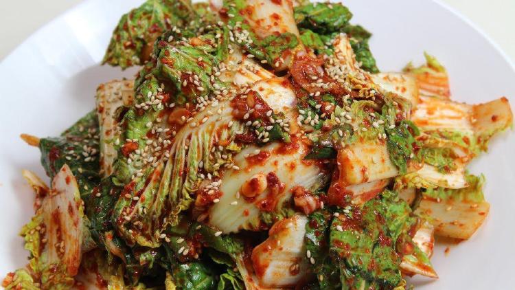 봄동겉절이 담는법, 소금 절임 없이 10분만에 아삭 완성